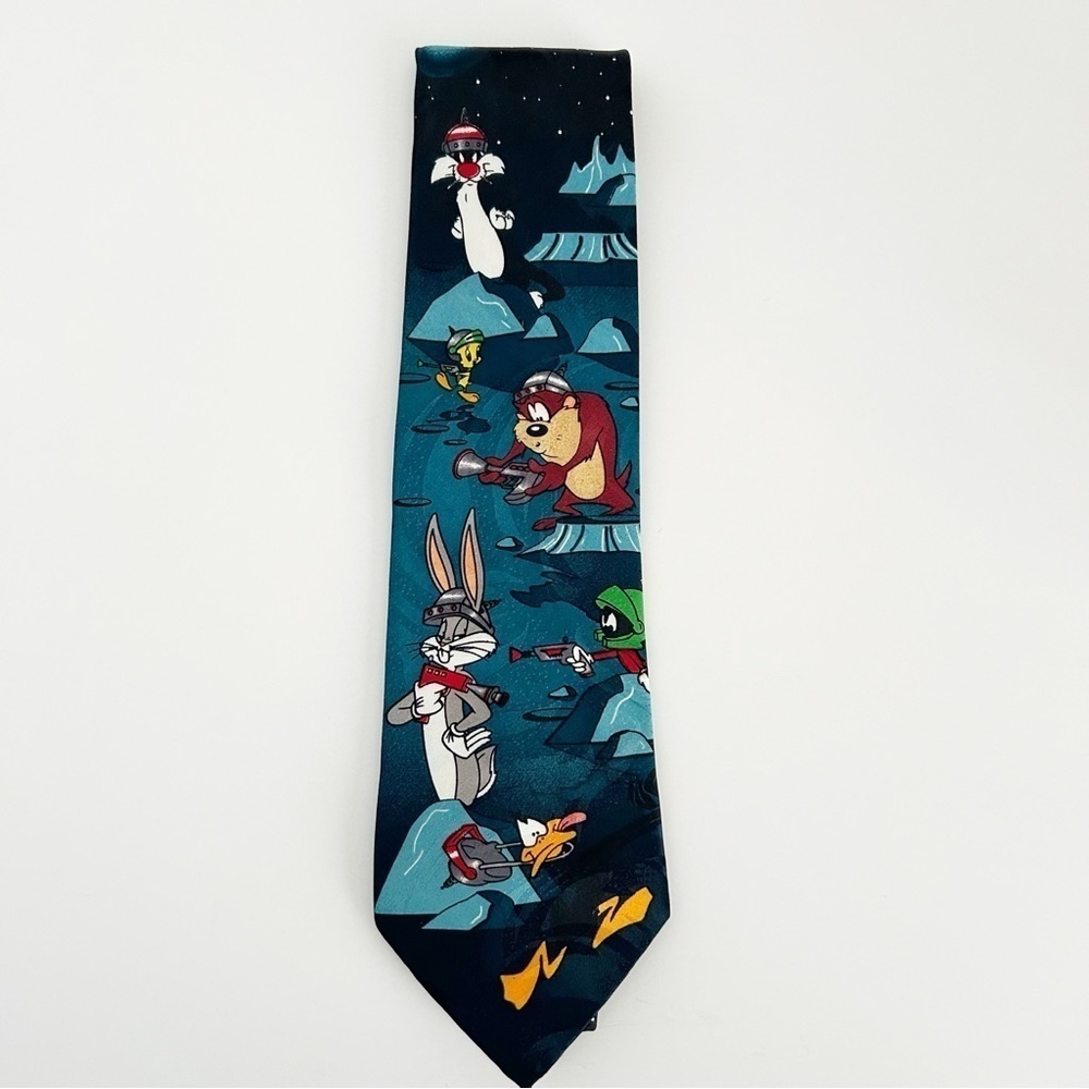 Looney Tunes Mania Tie - Picture 6 of 6